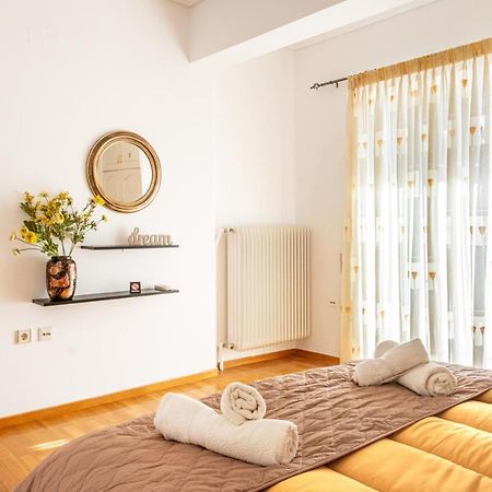 The Home Sweet Home - Family Friendly 2 Floor Apartment カラマタ エクステリア 写真