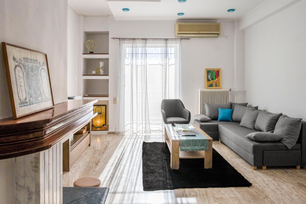 The Home Sweet Home - Family Friendly 2 Floor Apartment カラマタ エクステリア 写真